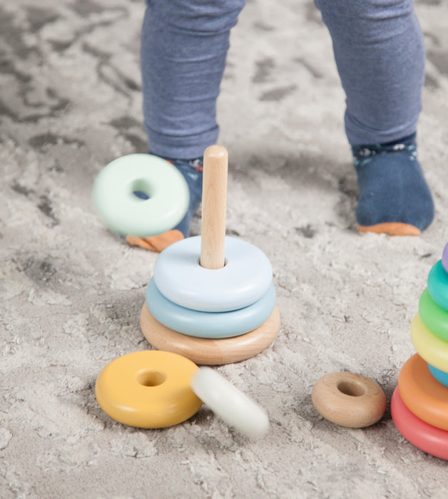 tapelbarer Holzturm mit Ringen, perfekt für den Kindergarten oder die Vorschule